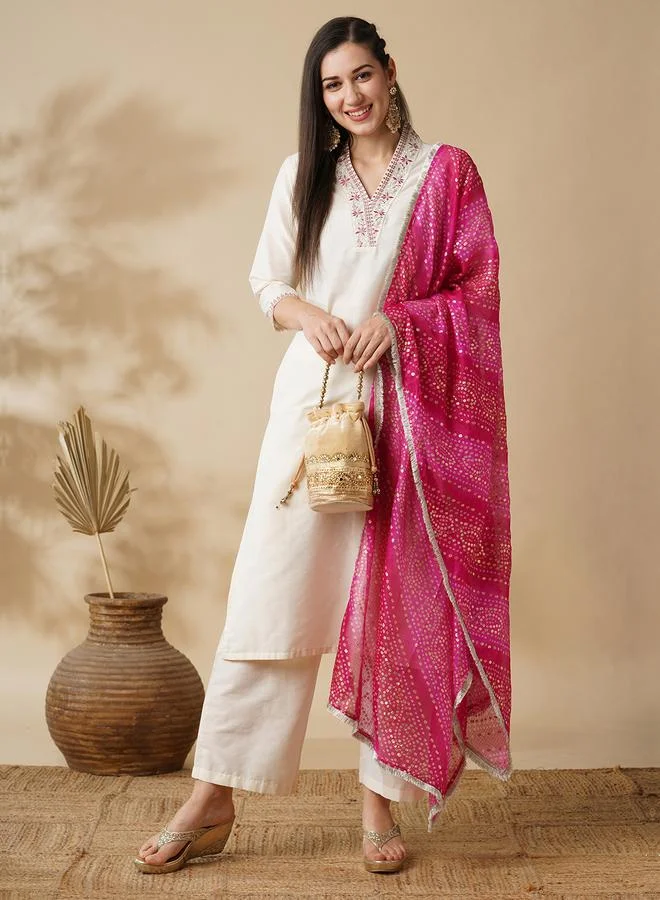 Globus  Women Off White Embroidered Straight Kurta with Pants and Dupatta Set for Women | Best Price UAE